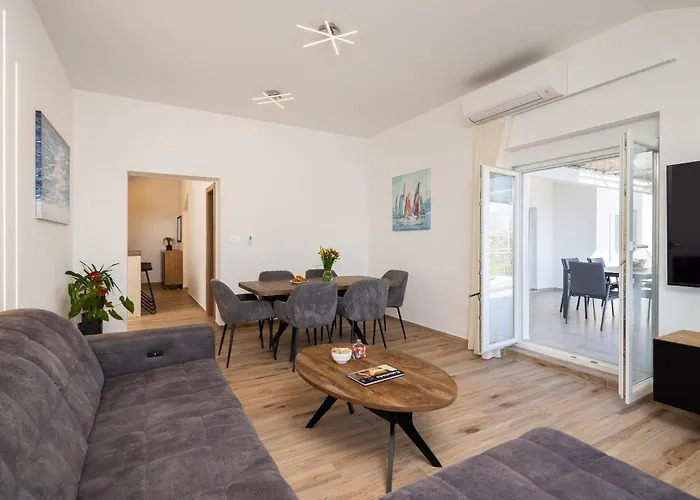 Hedonist Appartement *