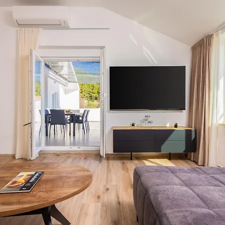 Hedonist Appartement *